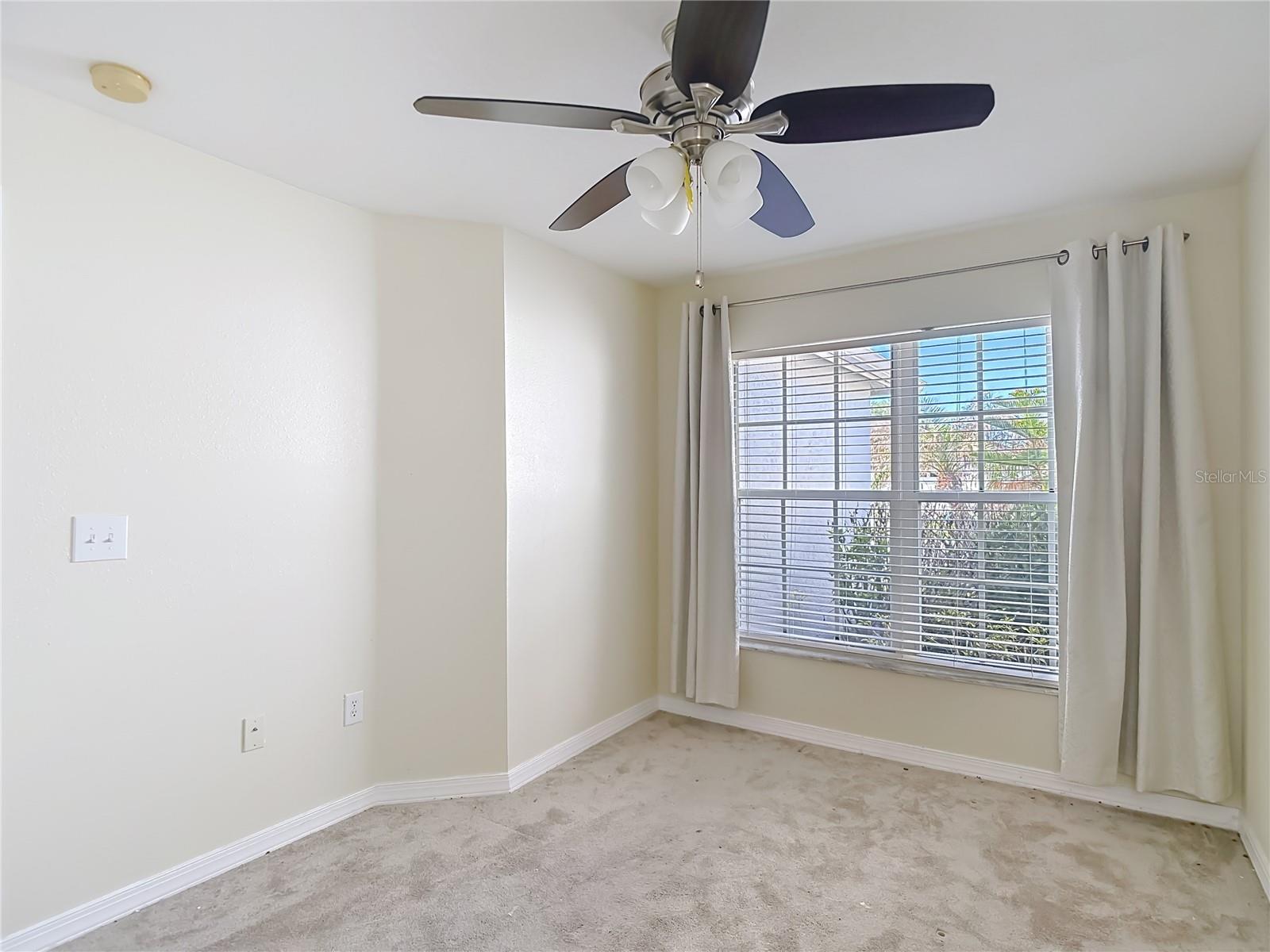 1931 SASSAFRAS DR — photo 39