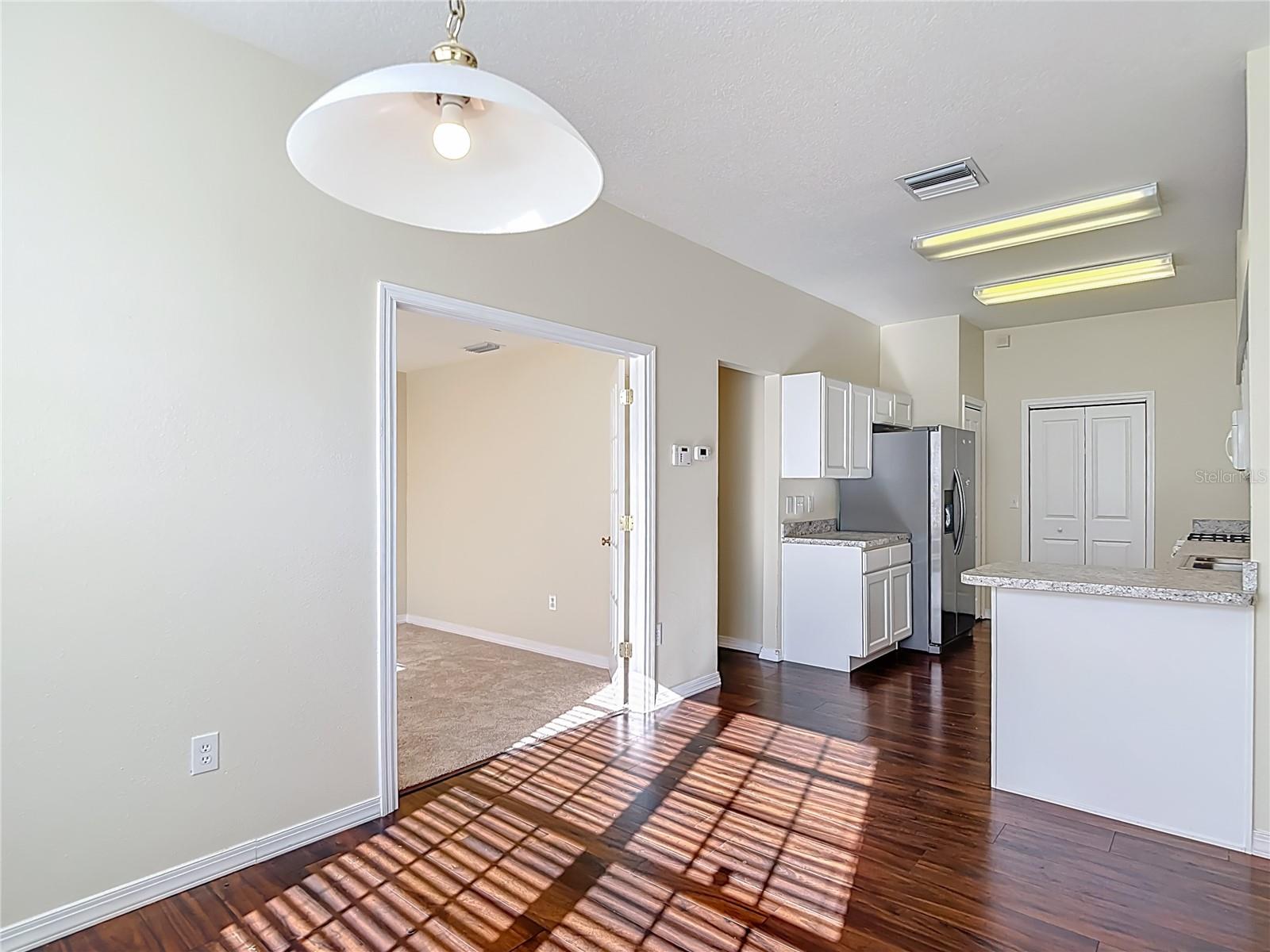 1931 SASSAFRAS DR — photo 4