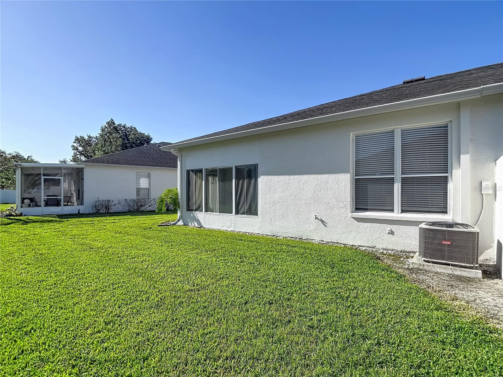 1931 SASSAFRAS DR — photo 52