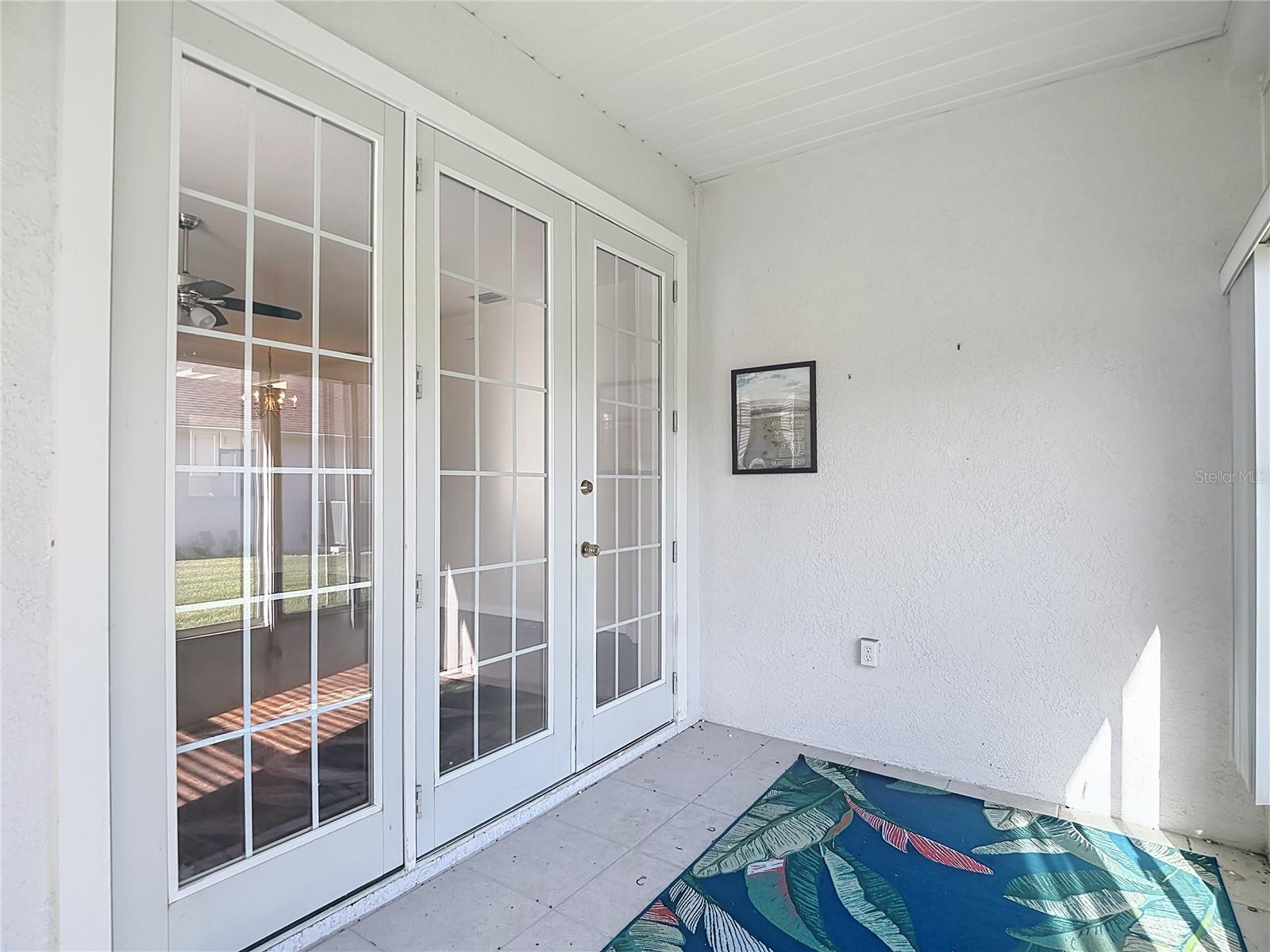 1931 SASSAFRAS DR — photo 46