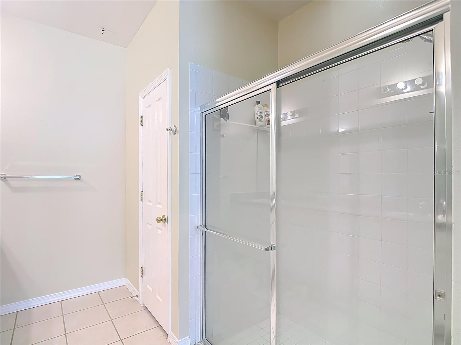 1931 SASSAFRAS DR — photo 31