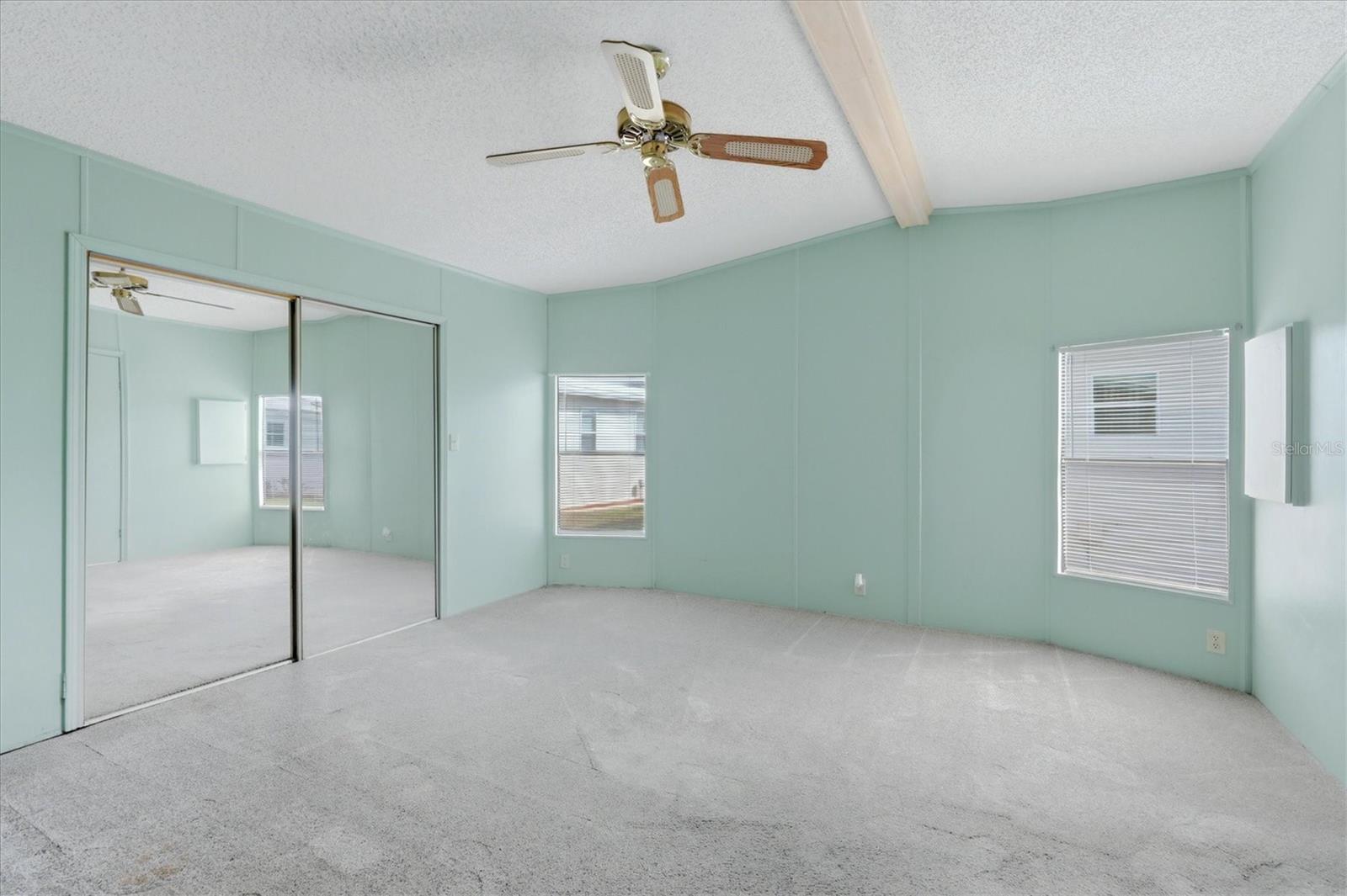 8420 IMPERIAL CIR — photo 10
