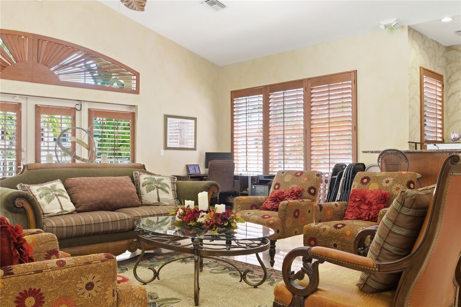 12055 GANDY BLVD N #243 — photo 47