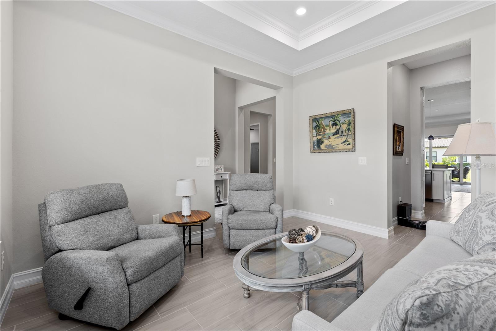 2121 6TH ST E — photo 10