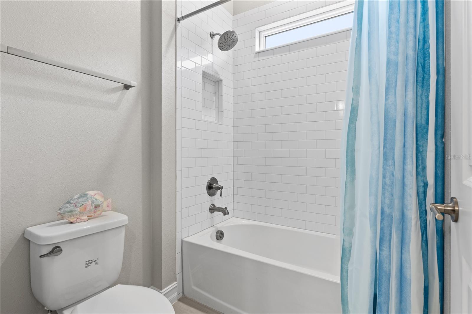 2121 6TH ST E — photo 13
