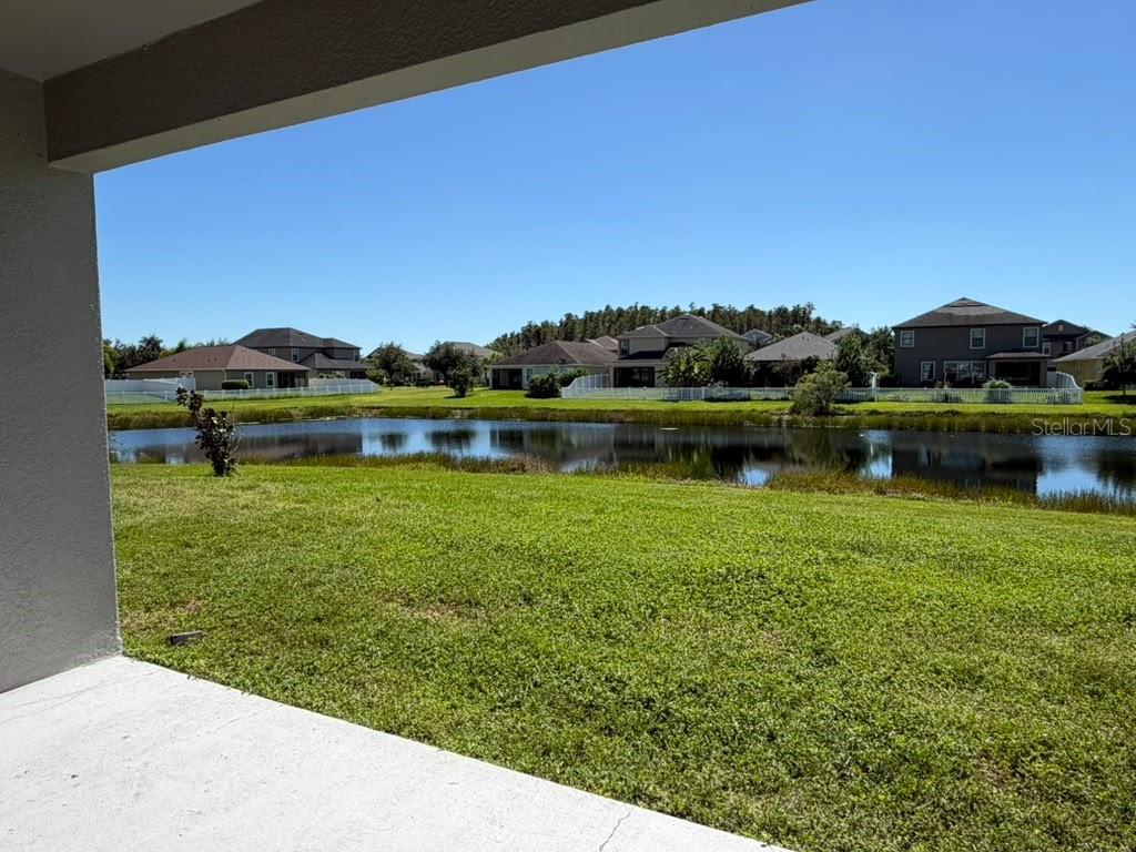 19417 PADDOCK VIEW DR — photo 42
