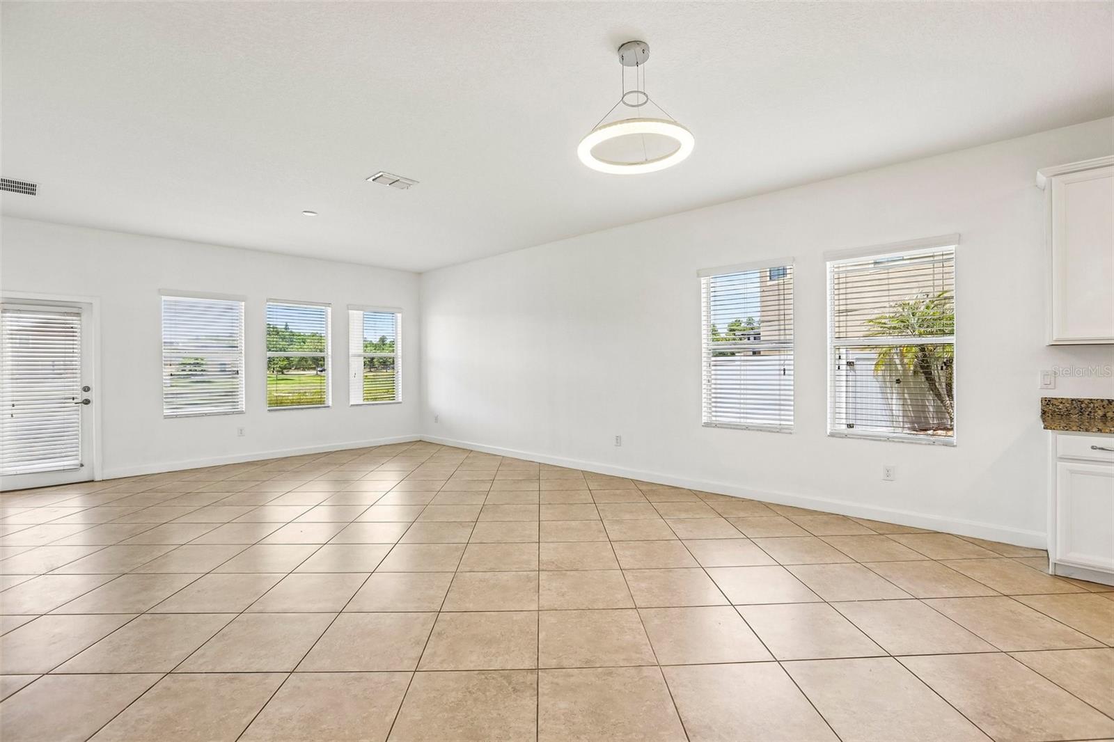 19417 PADDOCK VIEW DR — photo 14