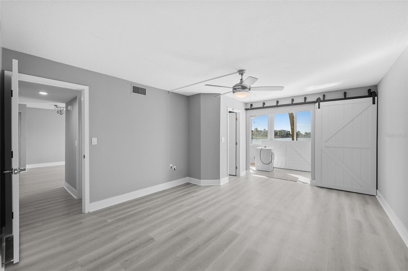 4775 COVE CIR #103 — photo 22