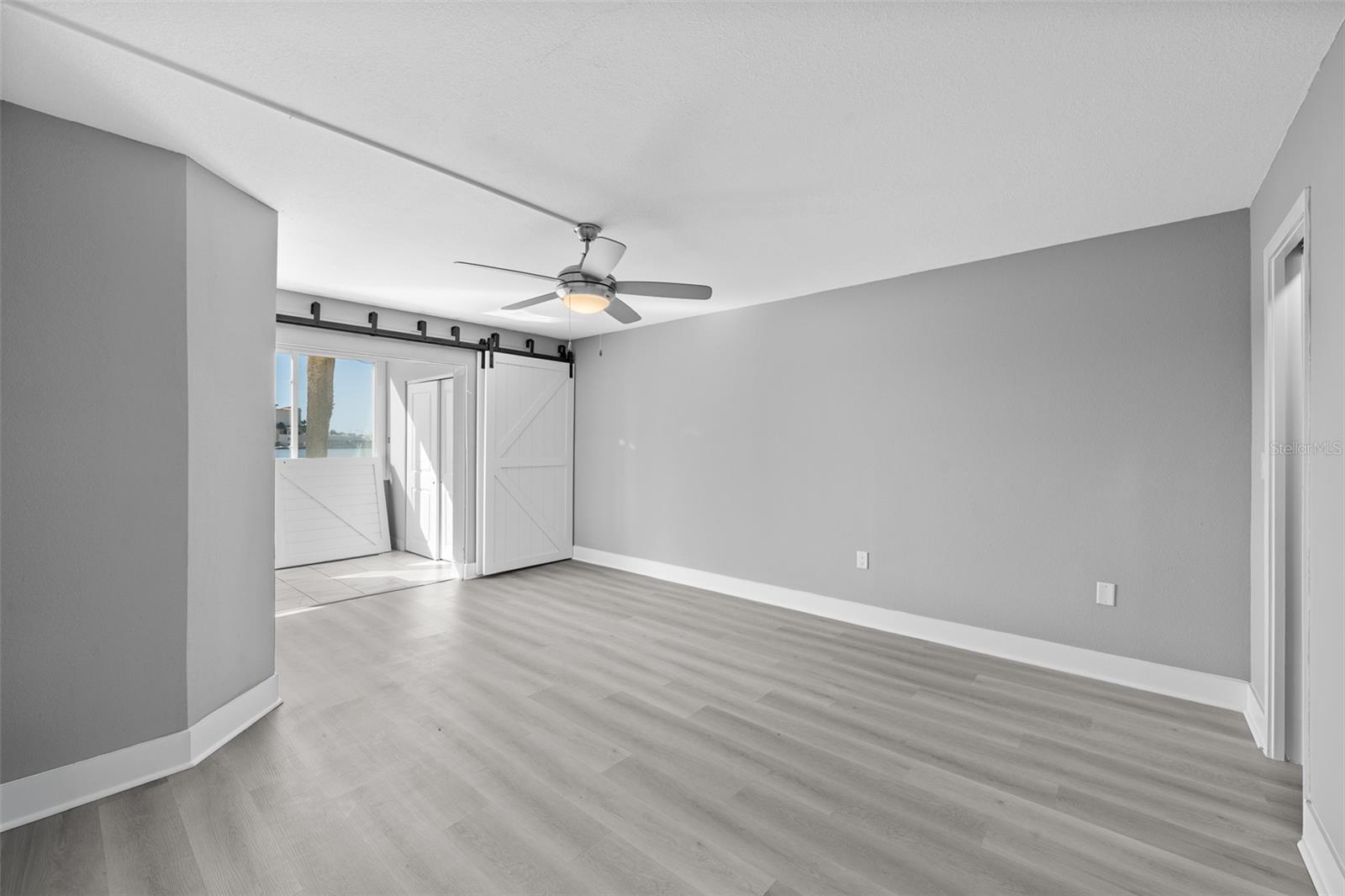 4775 COVE CIR #103 — photo 23