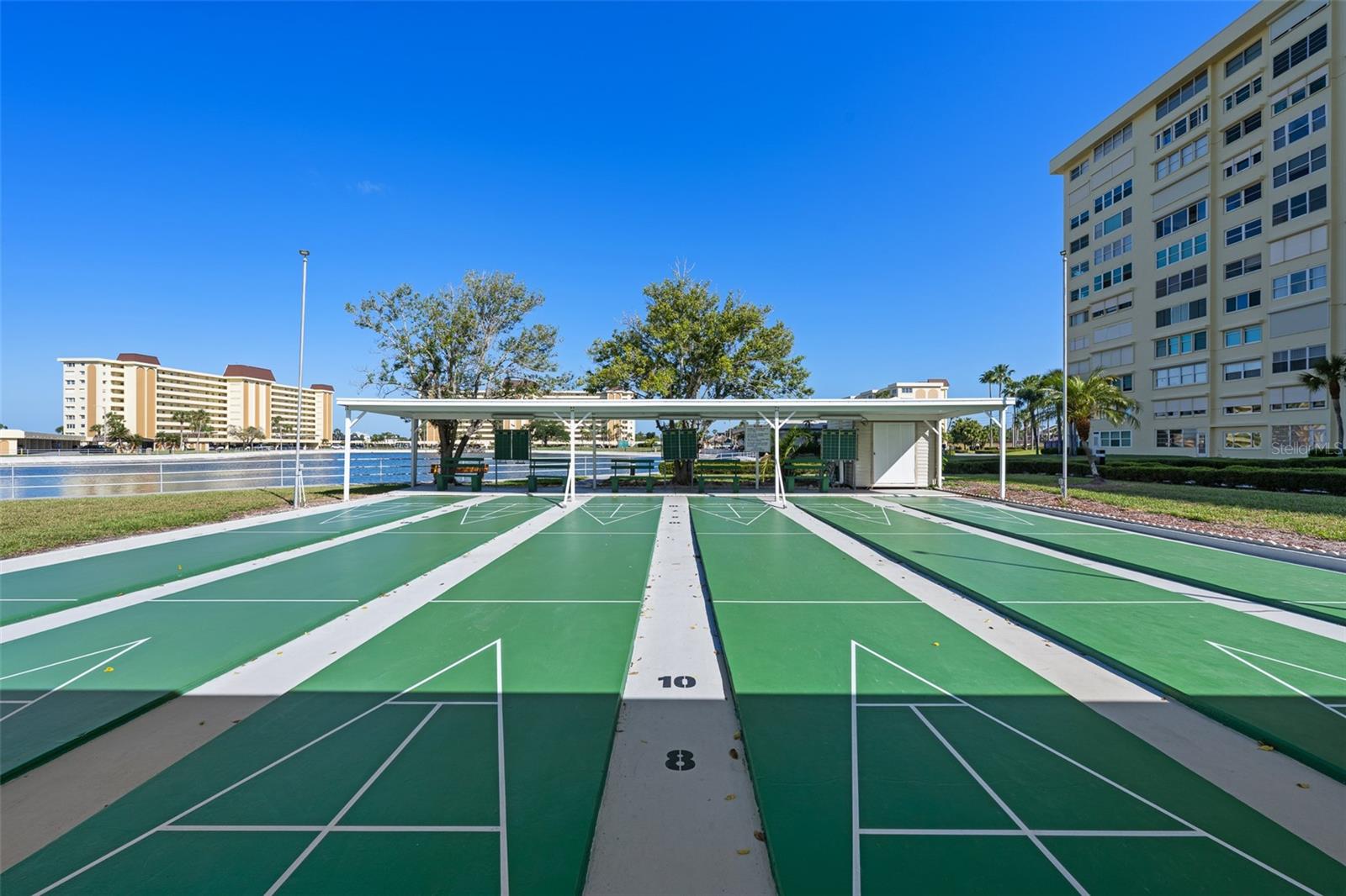 4775 COVE CIR #103 — photo 41