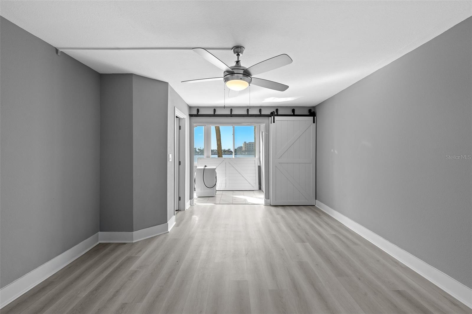 4775 COVE CIR #103 — photo 30