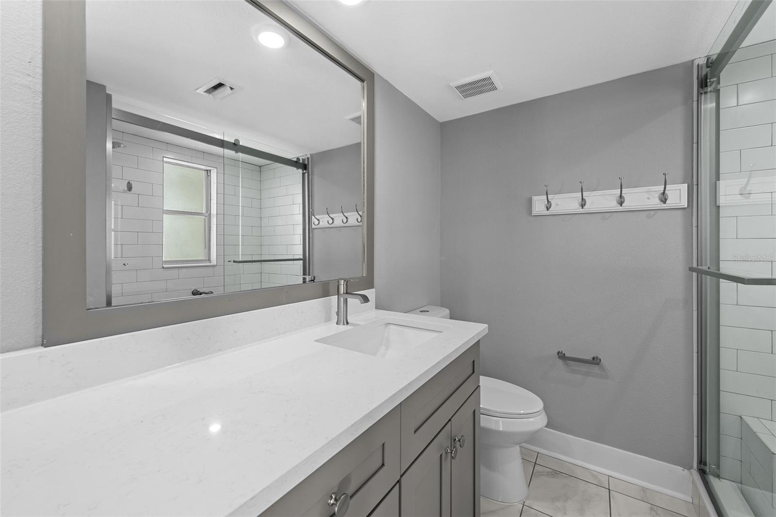 4775 COVE CIR #103 — photo 27