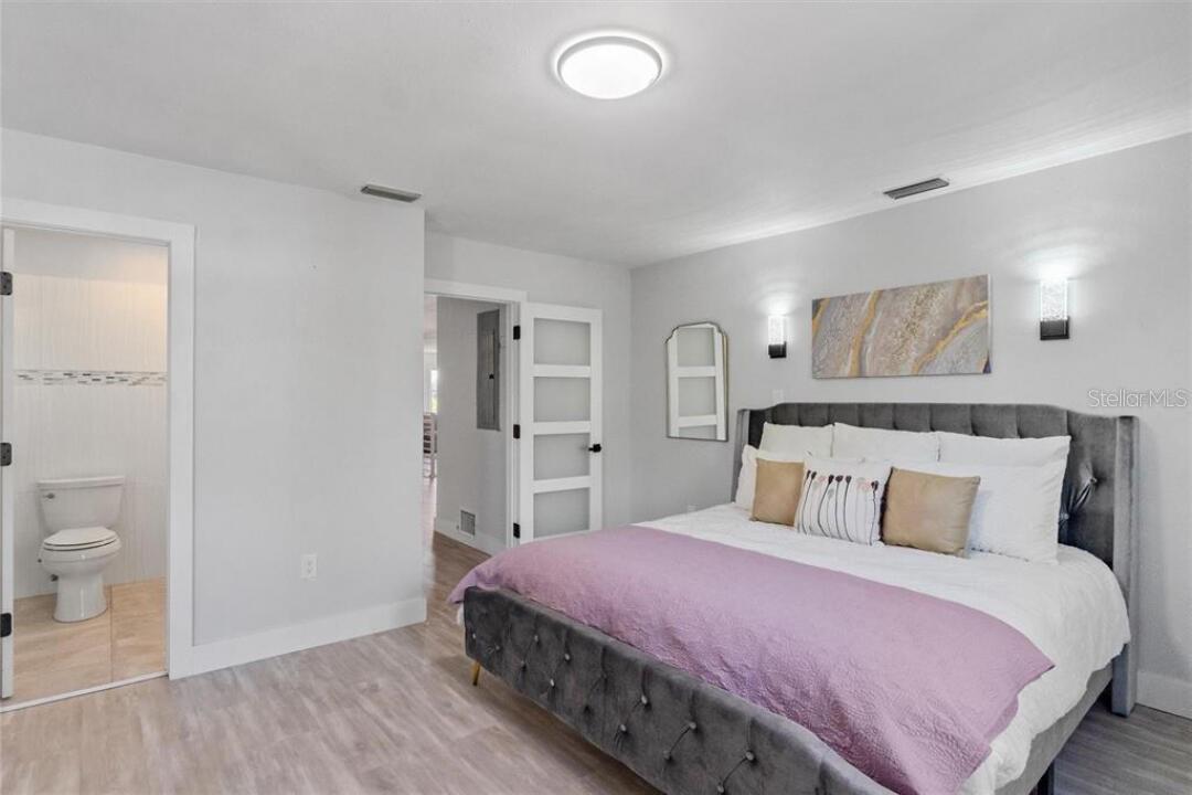 307 161ST AVE — photo 30