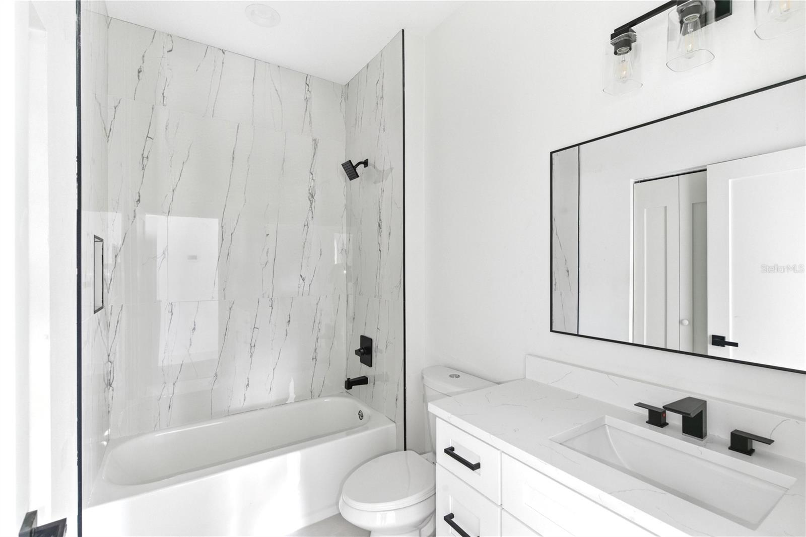 2605 S 70TH ST — photo 29
