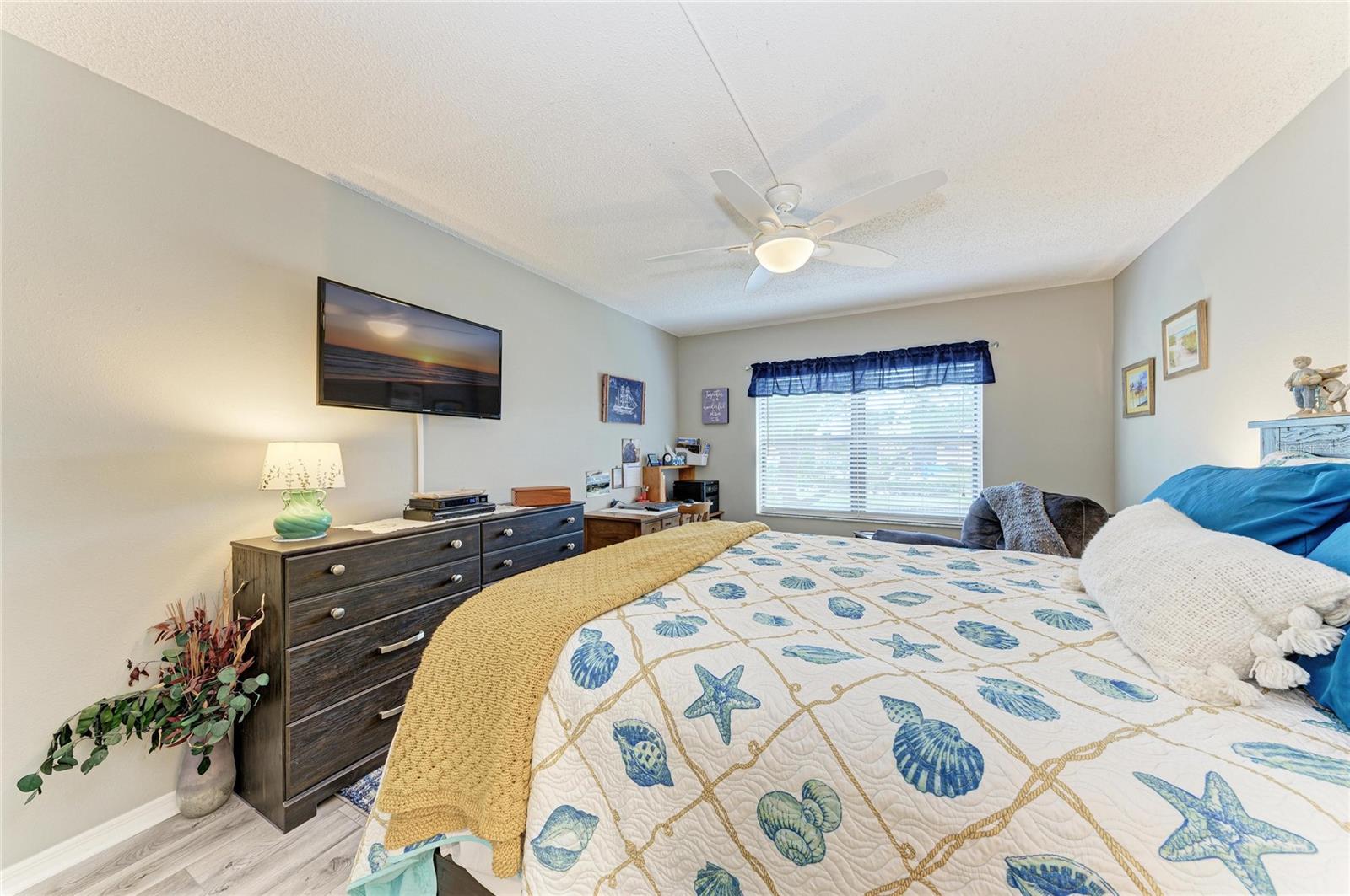 625 30TH AVE W #G203 — photo 25
