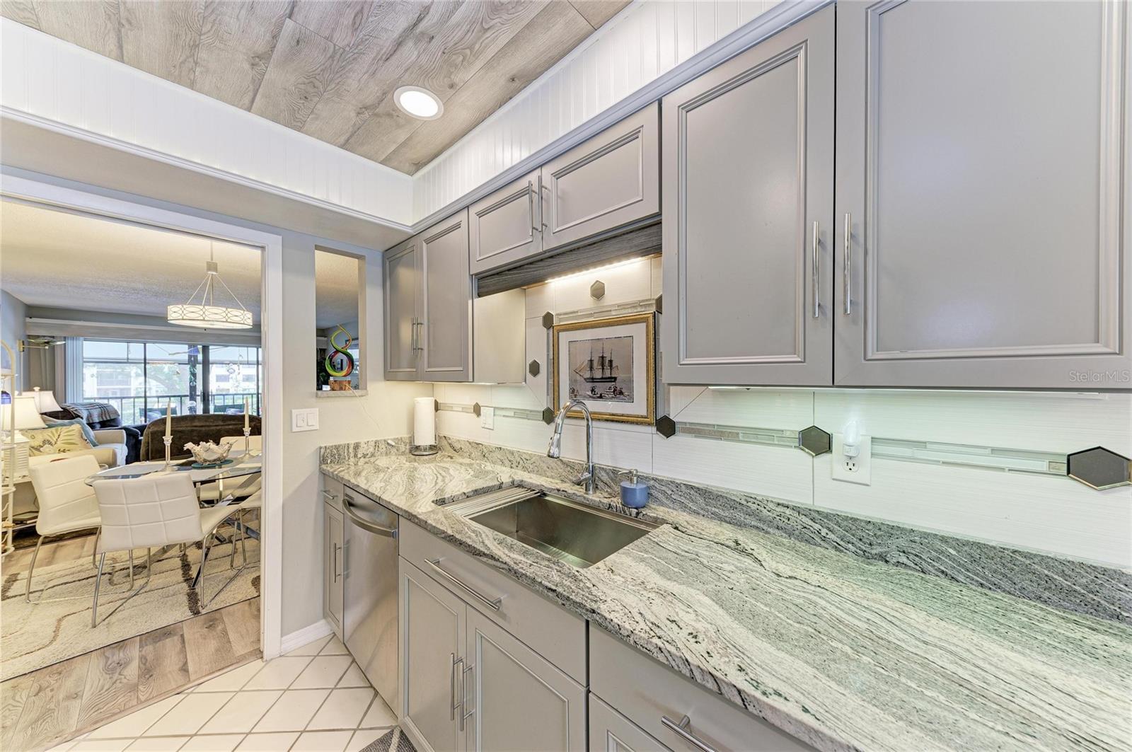 625 30TH AVE W #G203 — photo 17