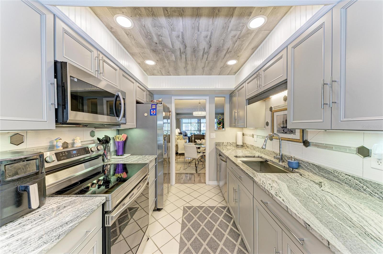 625 30TH AVE W #G203 — photo 15