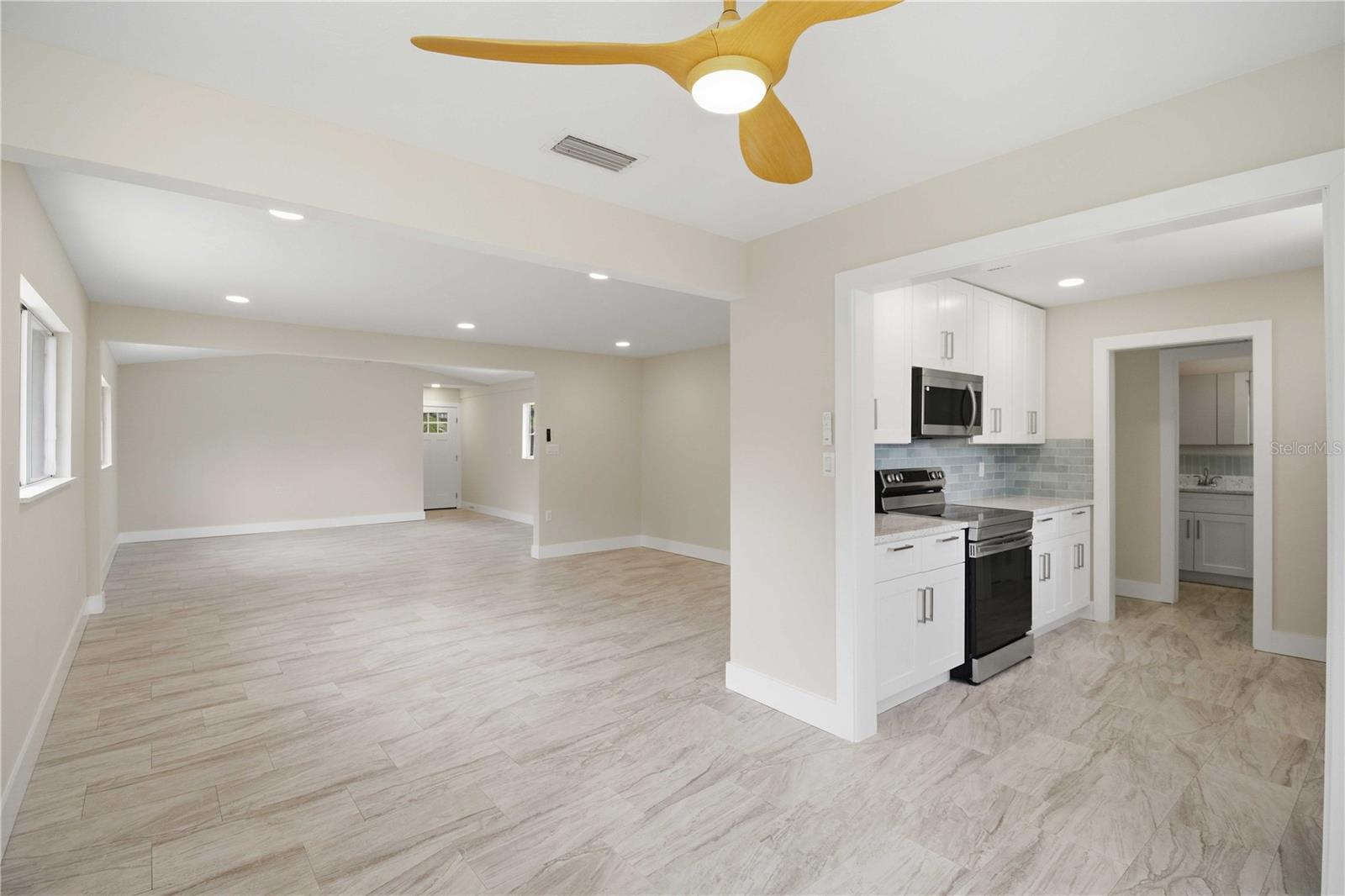 2816 MICHIGAN ST — photo 11
