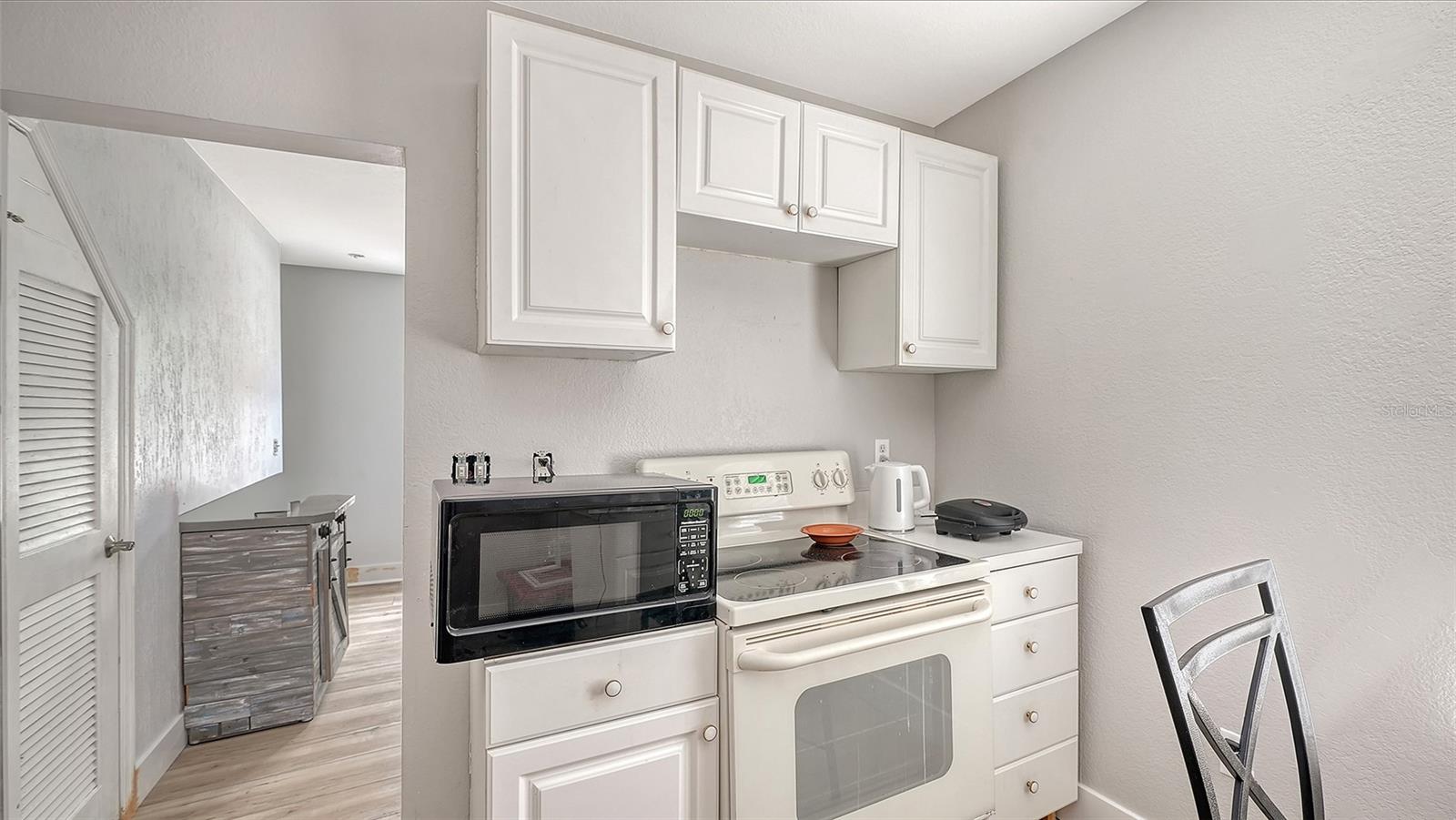 420 KUMQUAT CT — photo 28