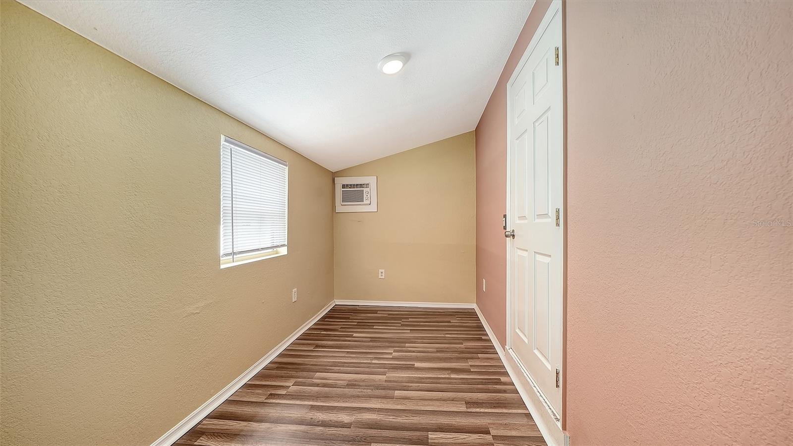 420 KUMQUAT CT — photo 48