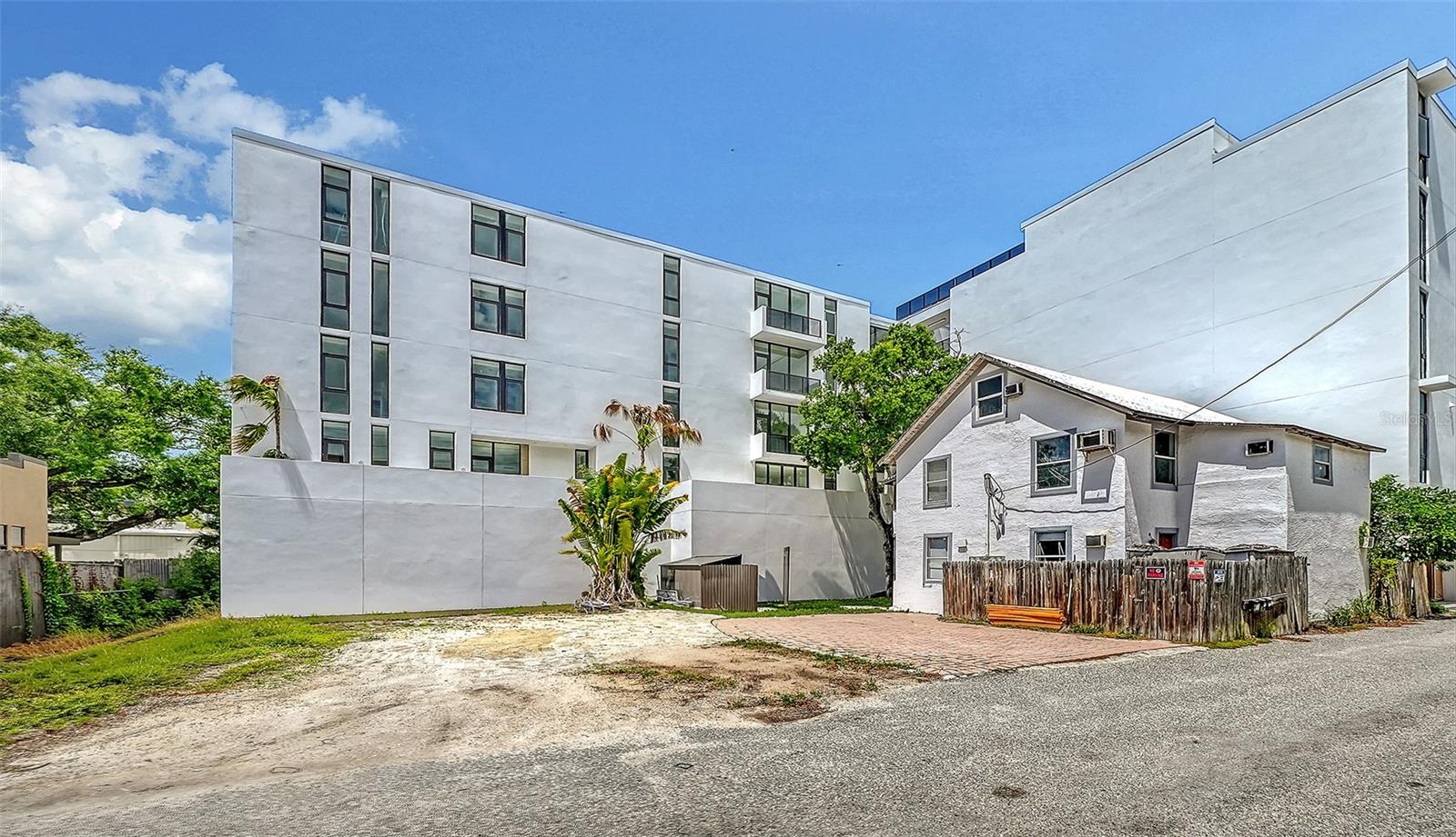 420 KUMQUAT CT — photo 10