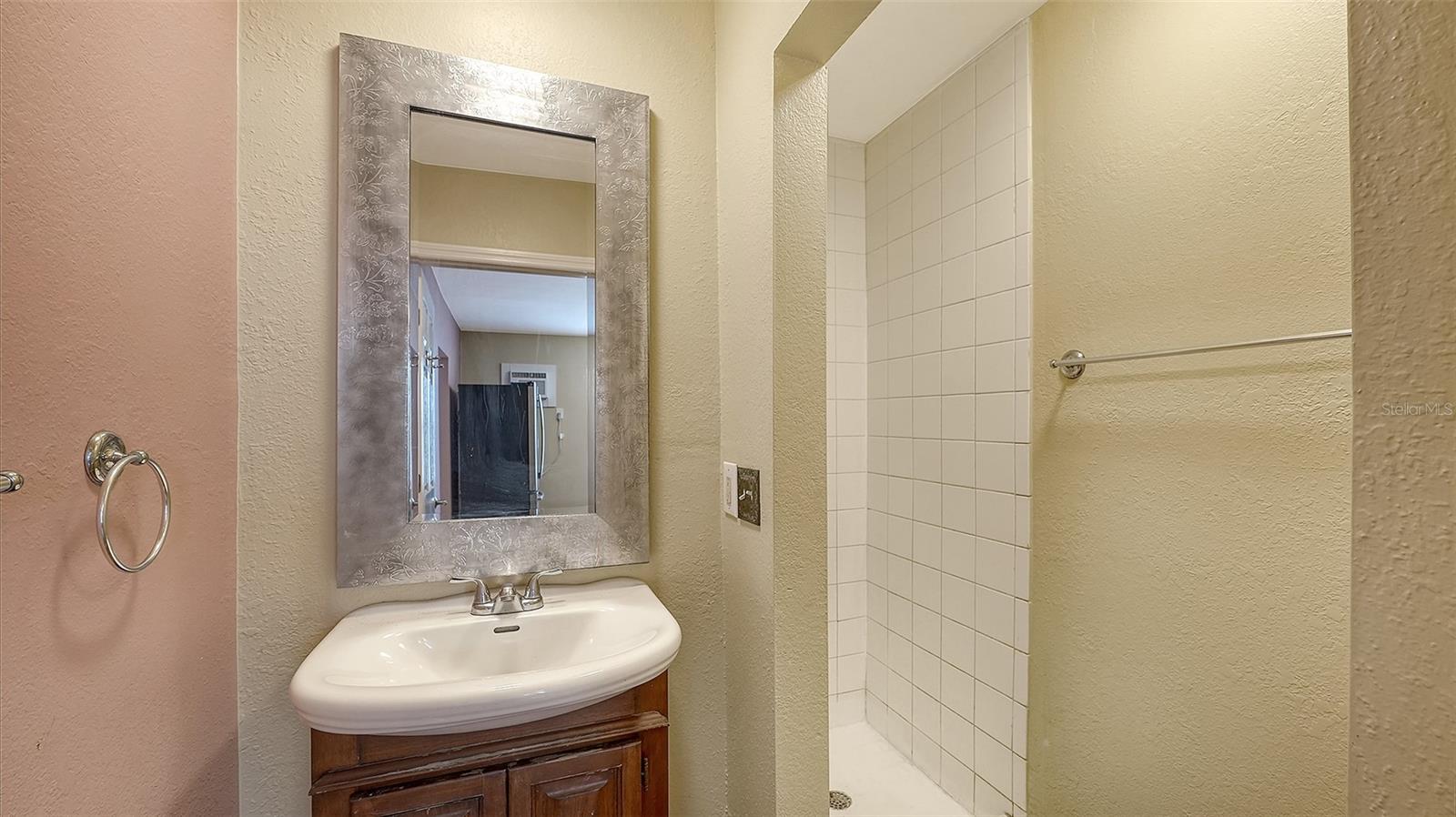 420 KUMQUAT CT — photo 50