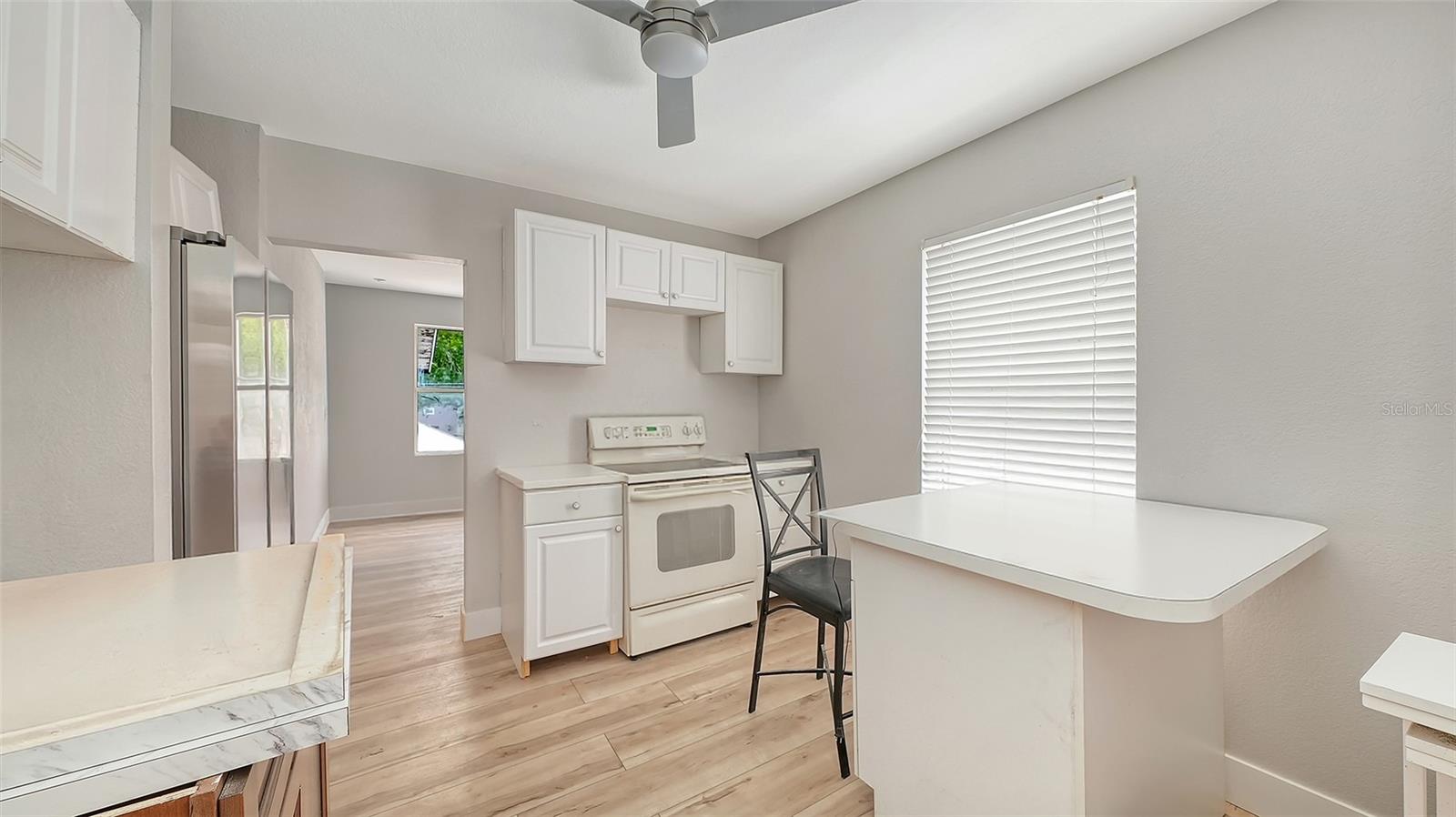 420 KUMQUAT CT — photo 26
