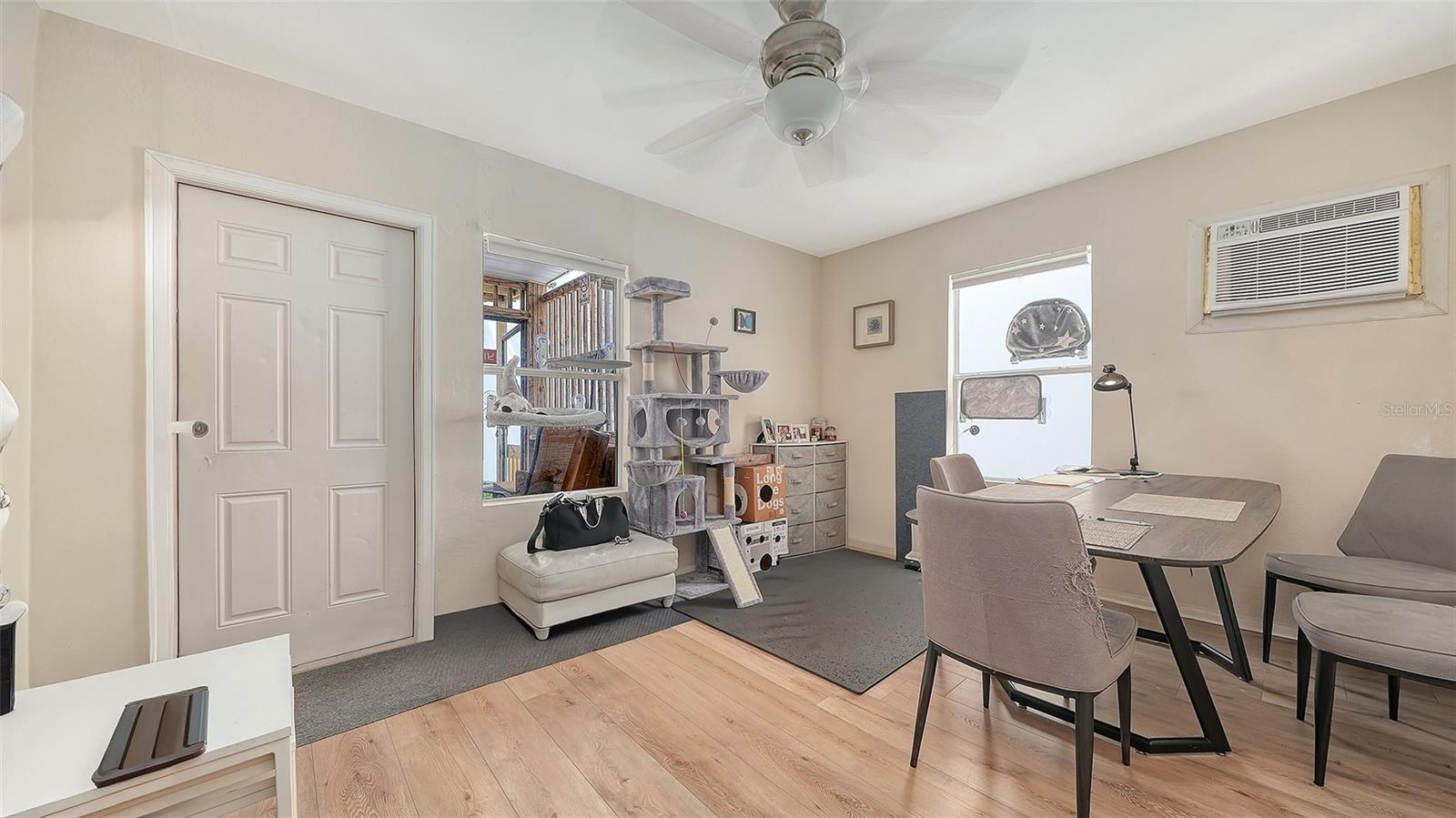 420 KUMQUAT CT — photo 8
