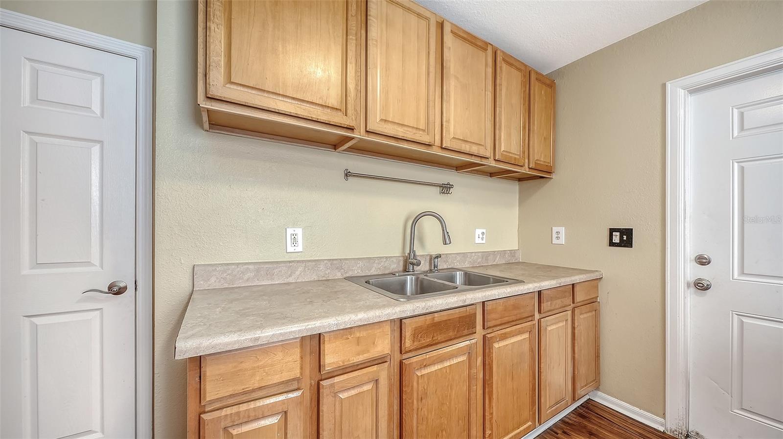 420 KUMQUAT CT — photo 39