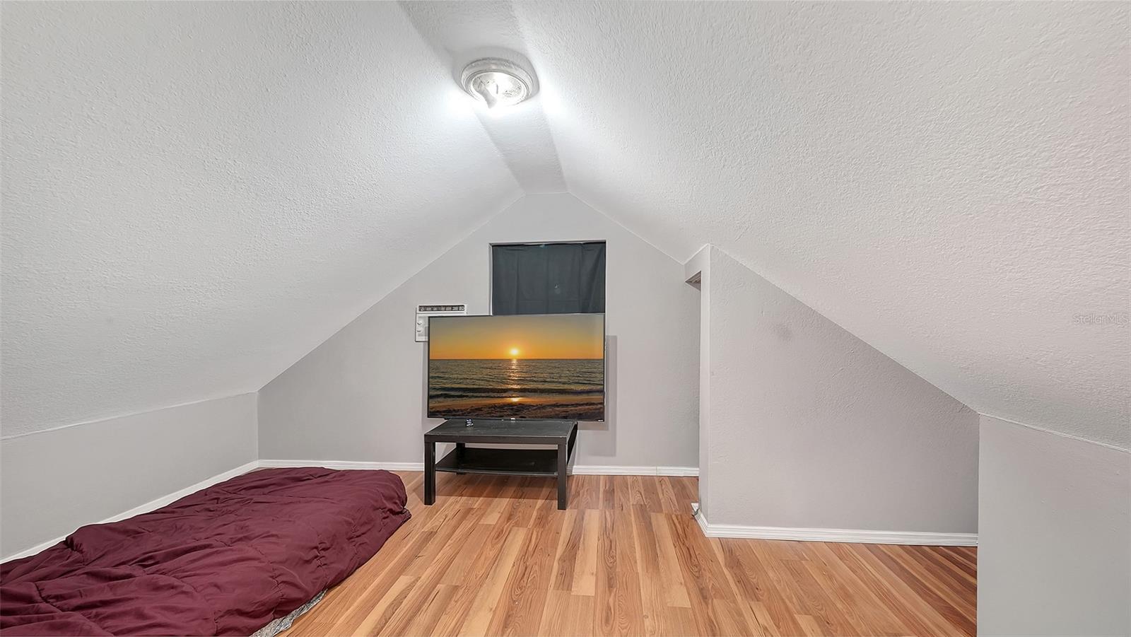 420 KUMQUAT CT — photo 33