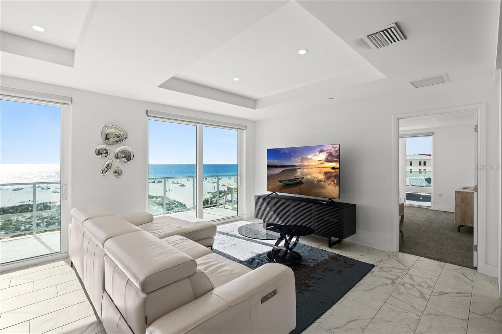 15 AVALON ST #502 — photo 11