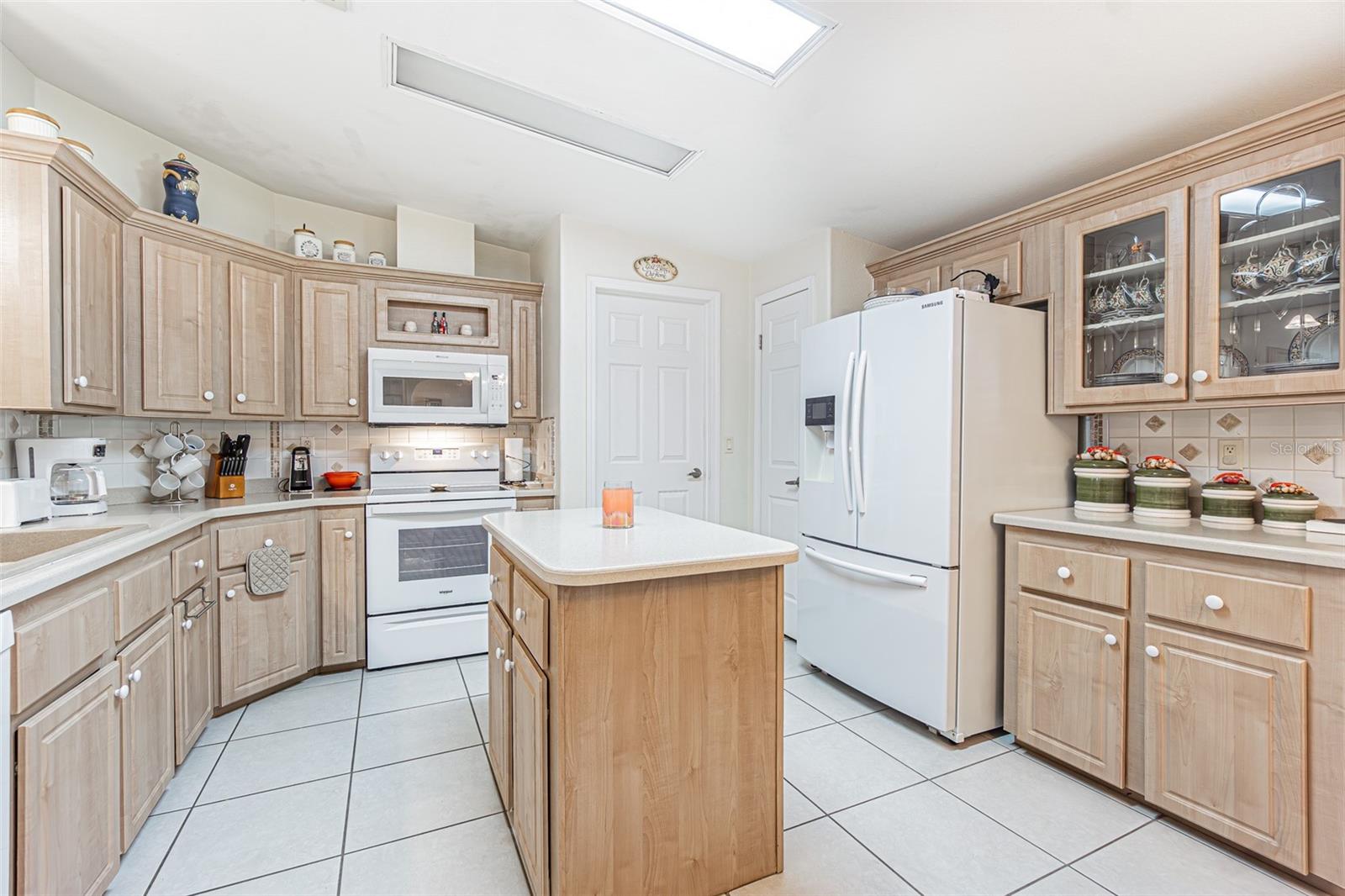 37349 GILL AVE — photo 4