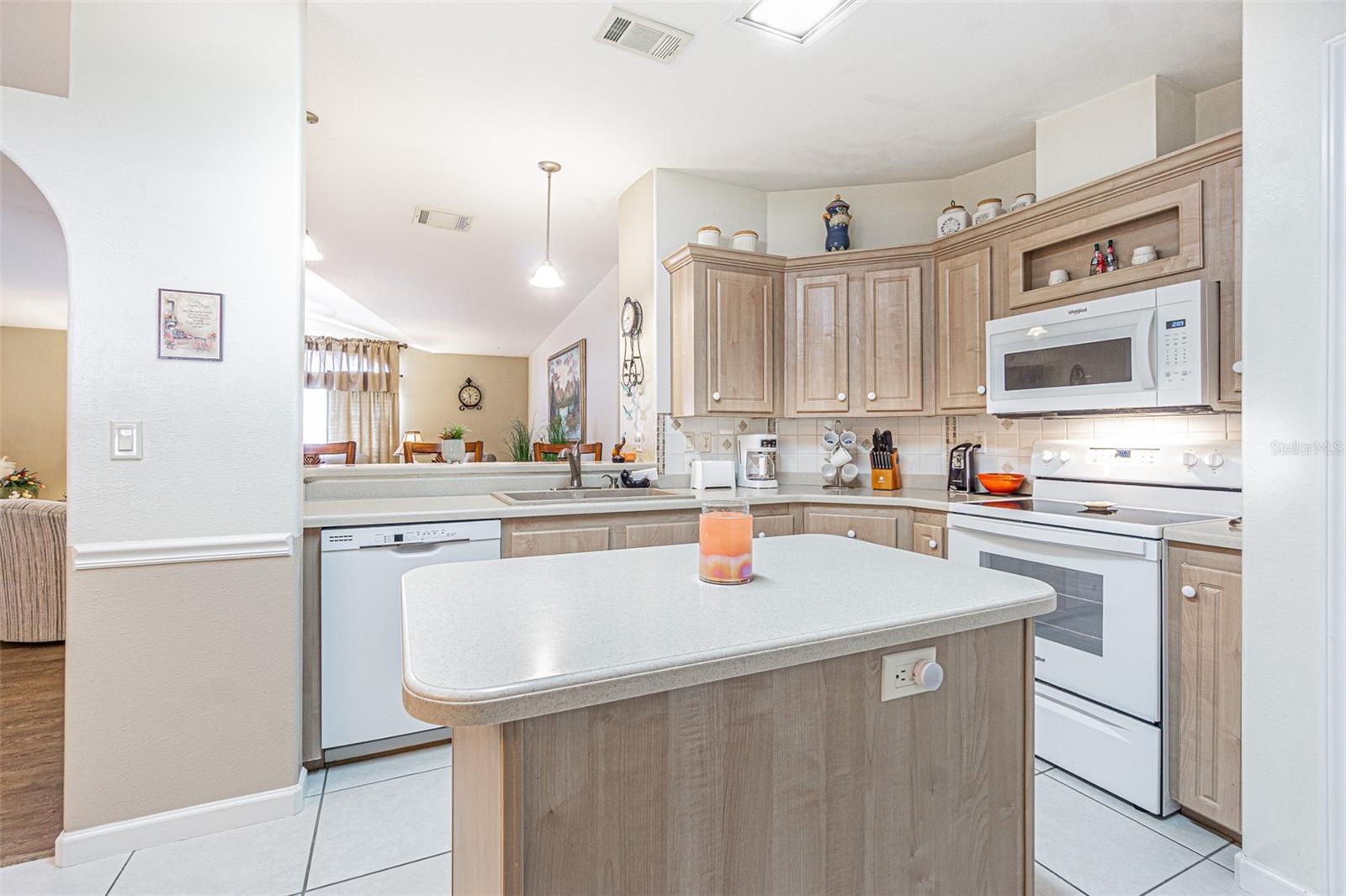 37349 GILL AVE — photo 13