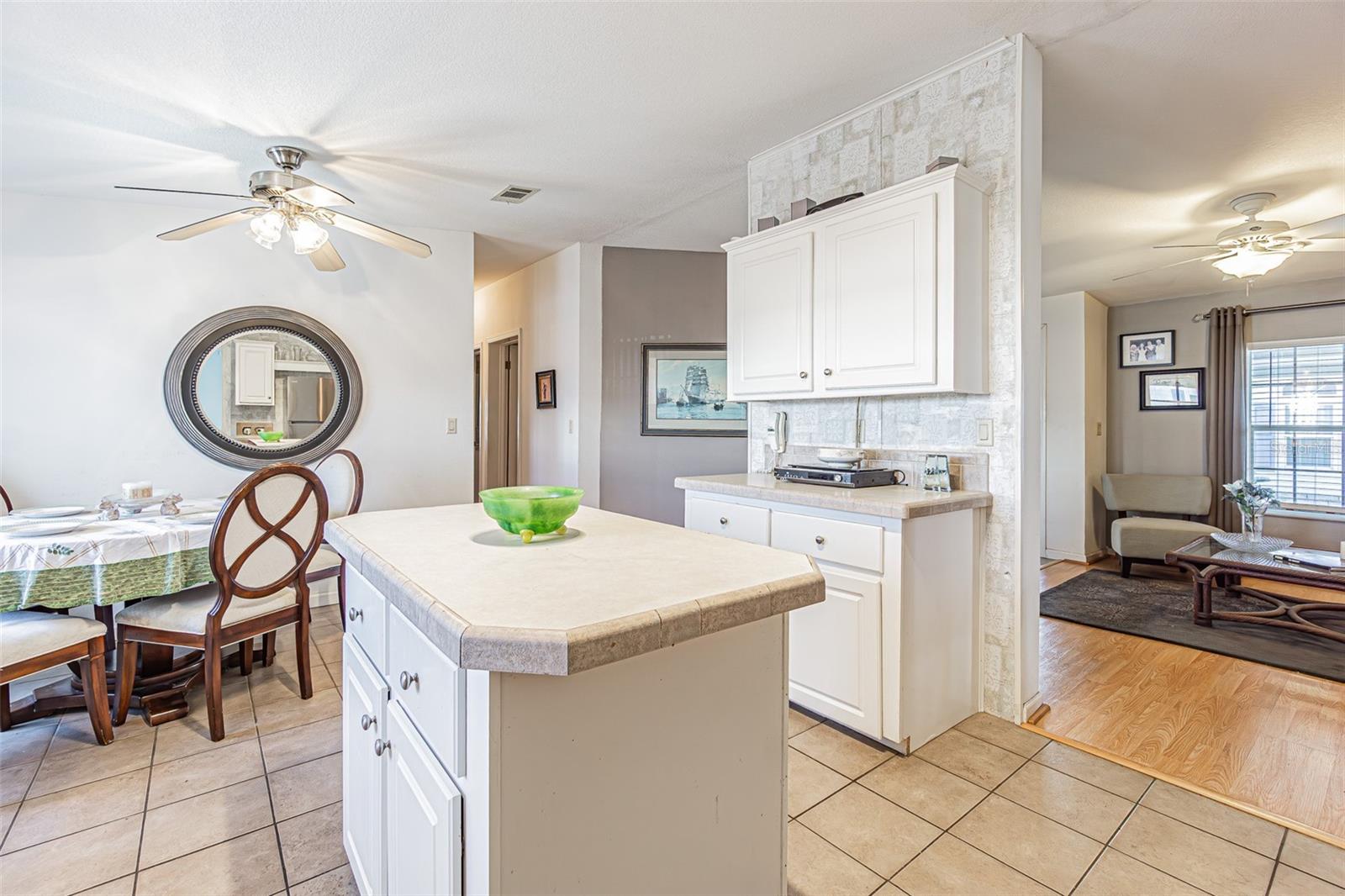 37627 LORENA AVE — photo 18