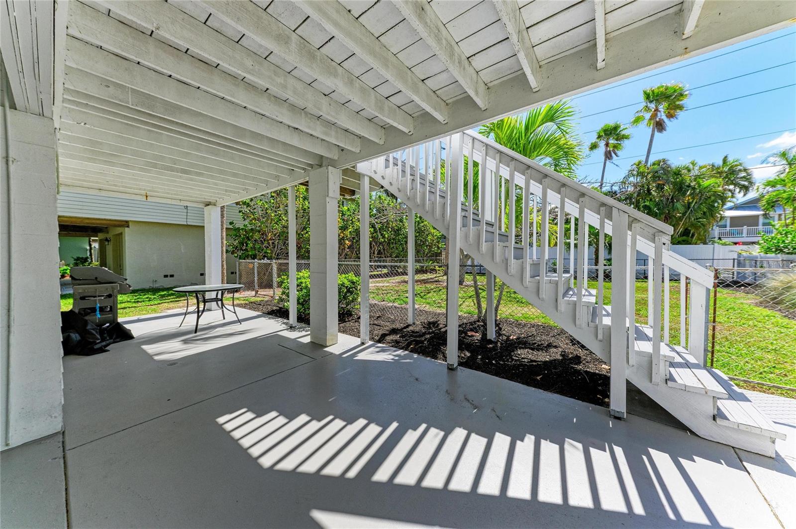517 SPRING AVE — photo 44