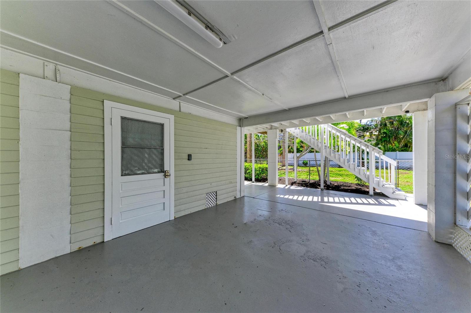 517 SPRING AVE — photo 9