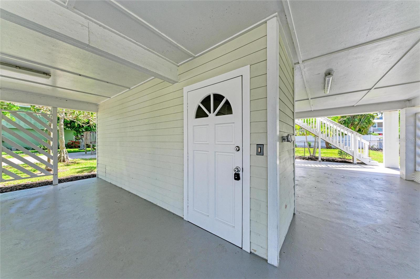 517 SPRING AVE — photo 16
