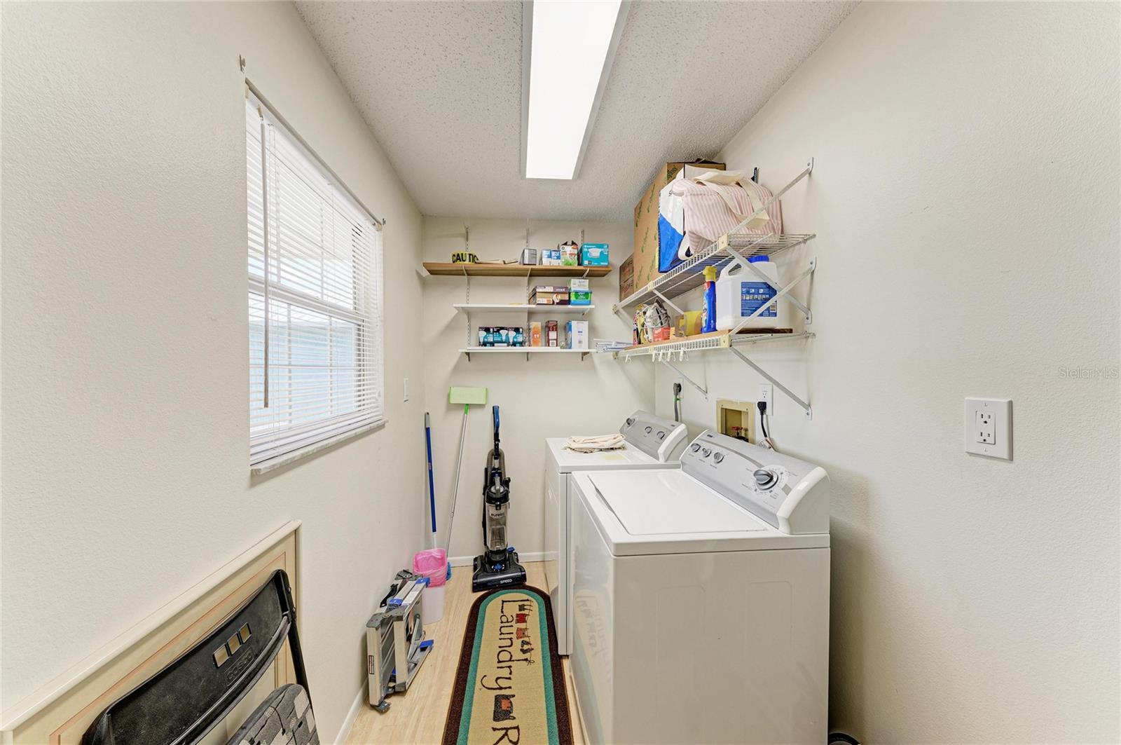 517 SPRING AVE — photo 37