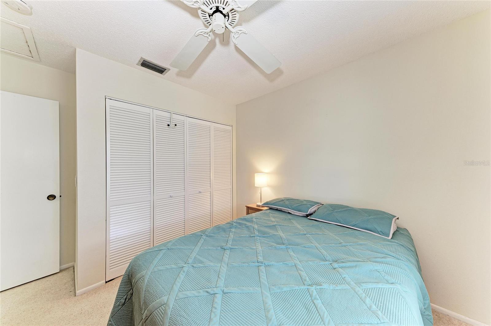 517 SPRING AVE — photo 34