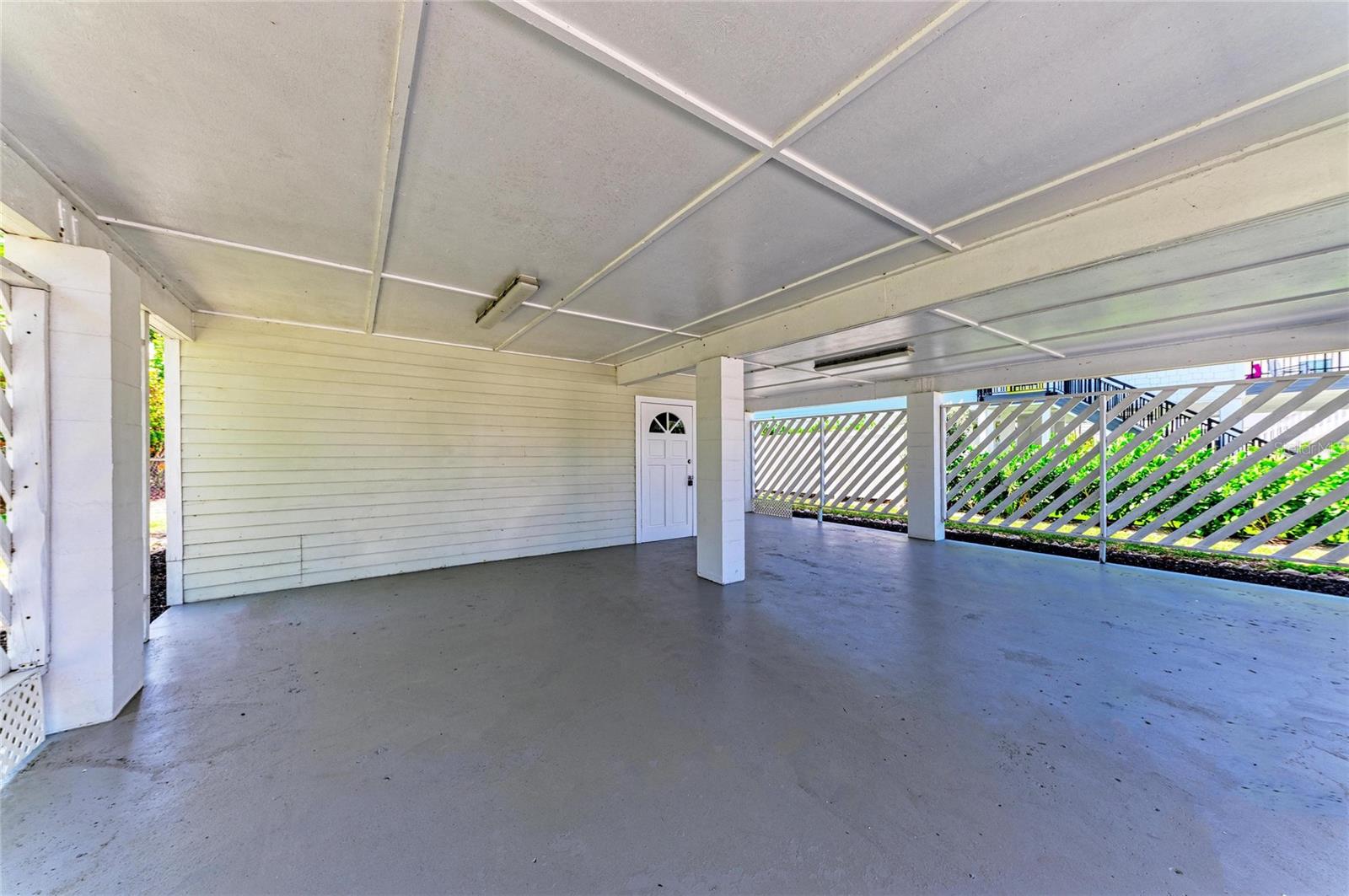 517 SPRING AVE — photo 43