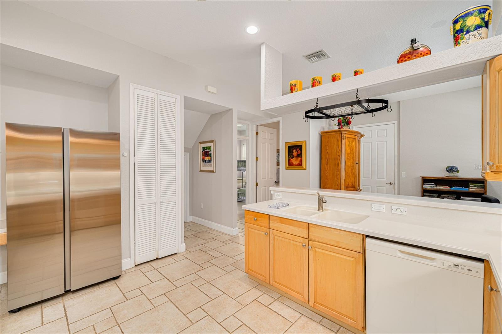 901 VIRGINIA AVE — photo 10