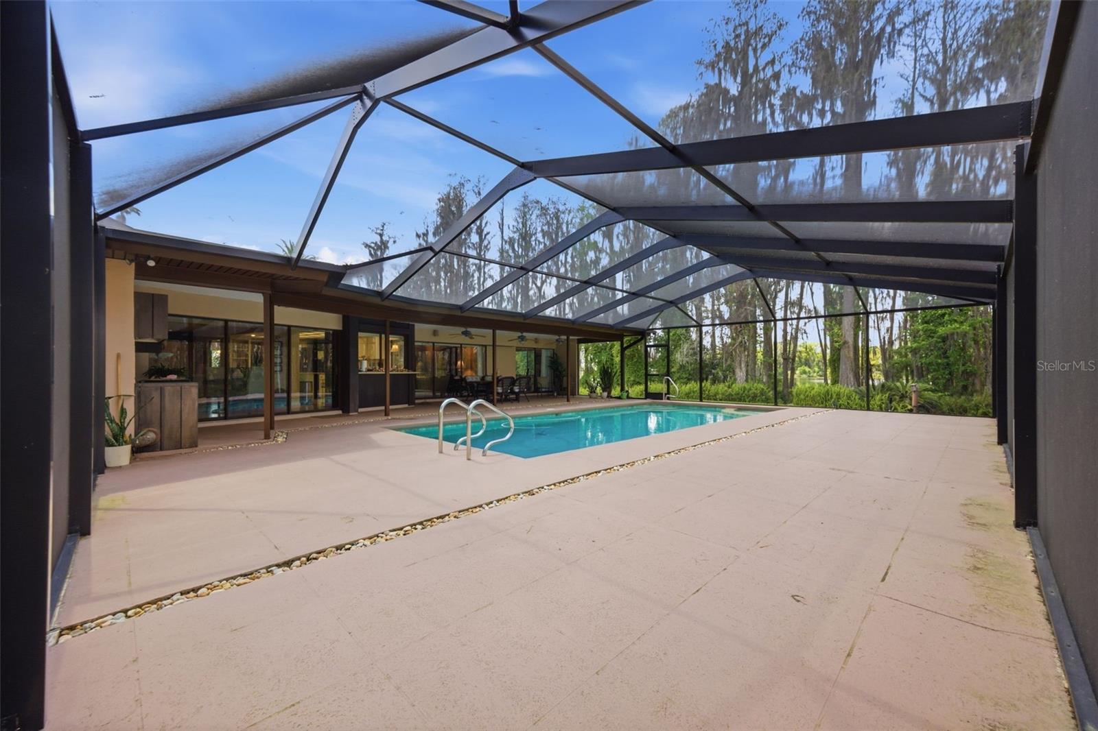820 NEWBERGER RD — photo 8