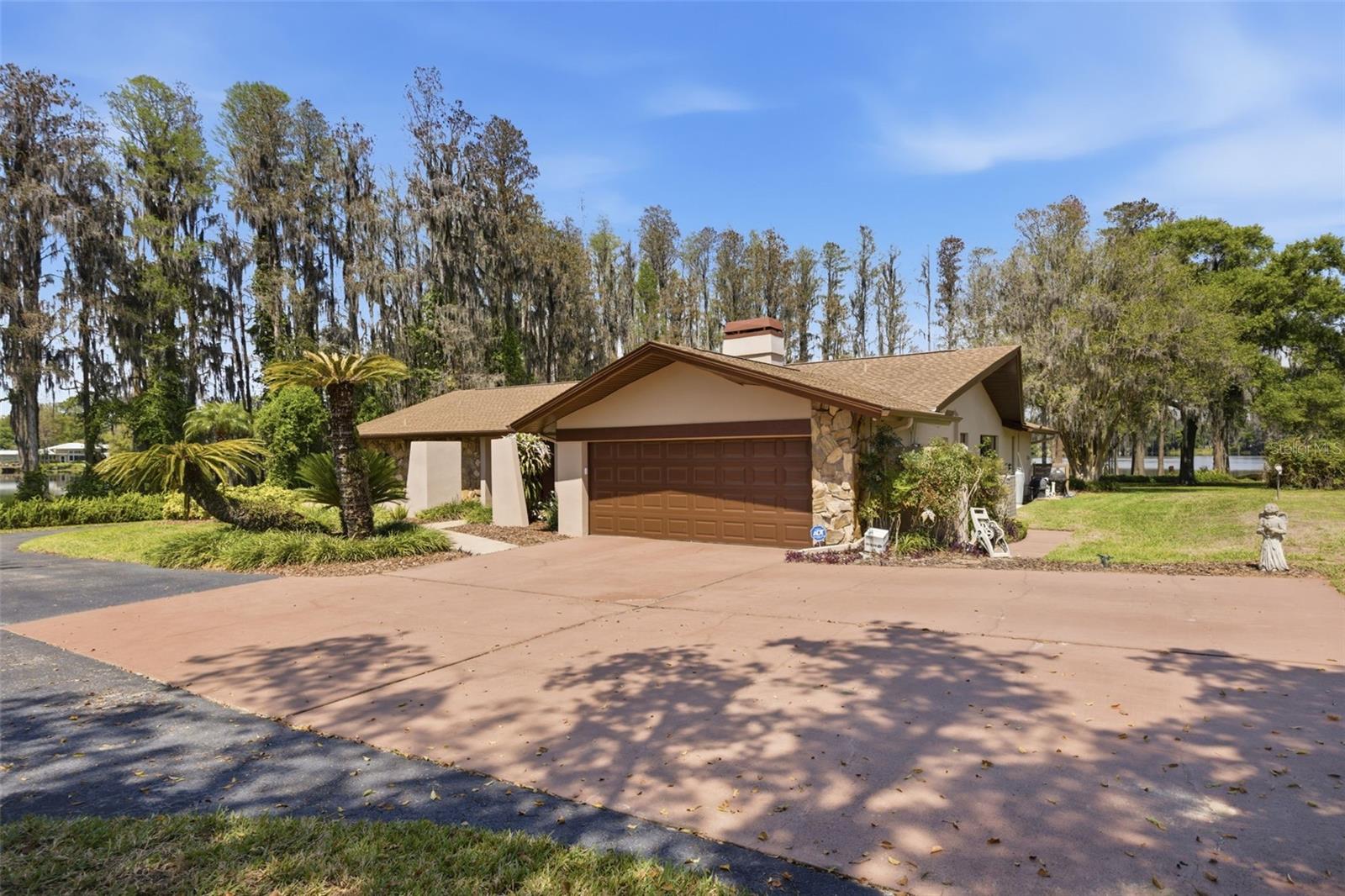 820 NEWBERGER RD — photo 10