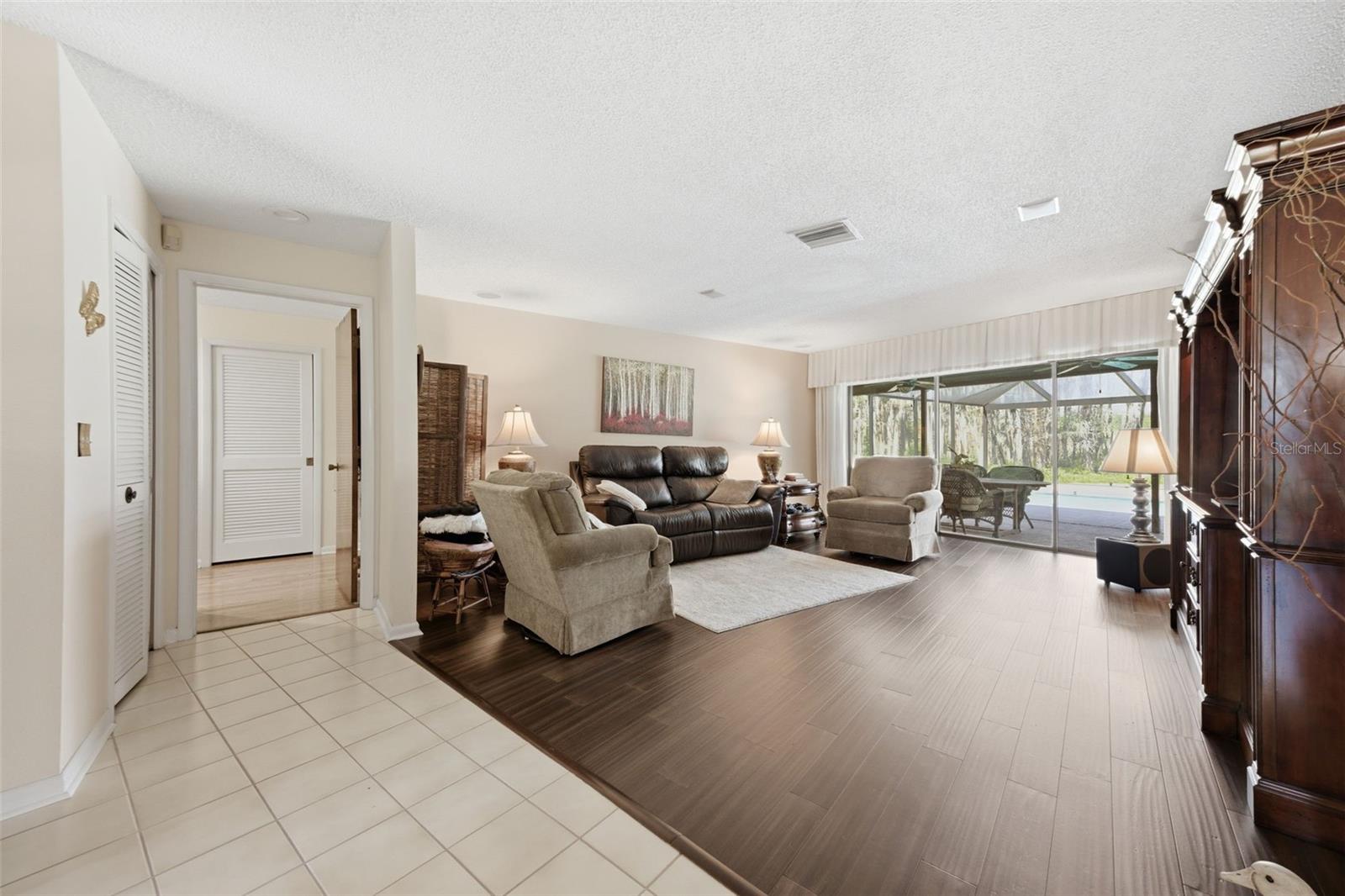820 NEWBERGER RD — photo 13