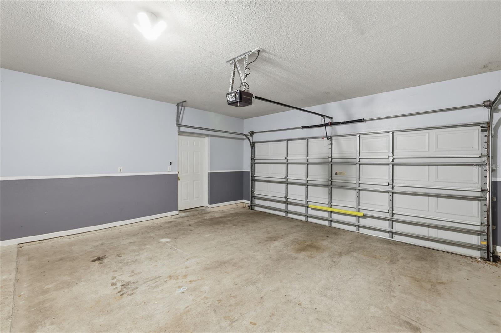 10504 VILLA VIEW CIR — photo 35