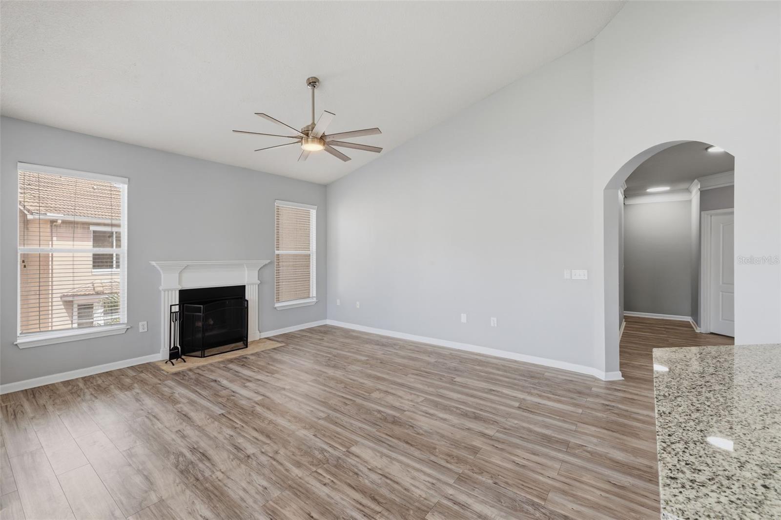 10504 VILLA VIEW CIR — photo 7