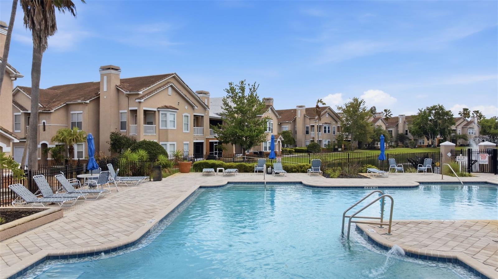 10504 VILLA VIEW CIR — photo 28