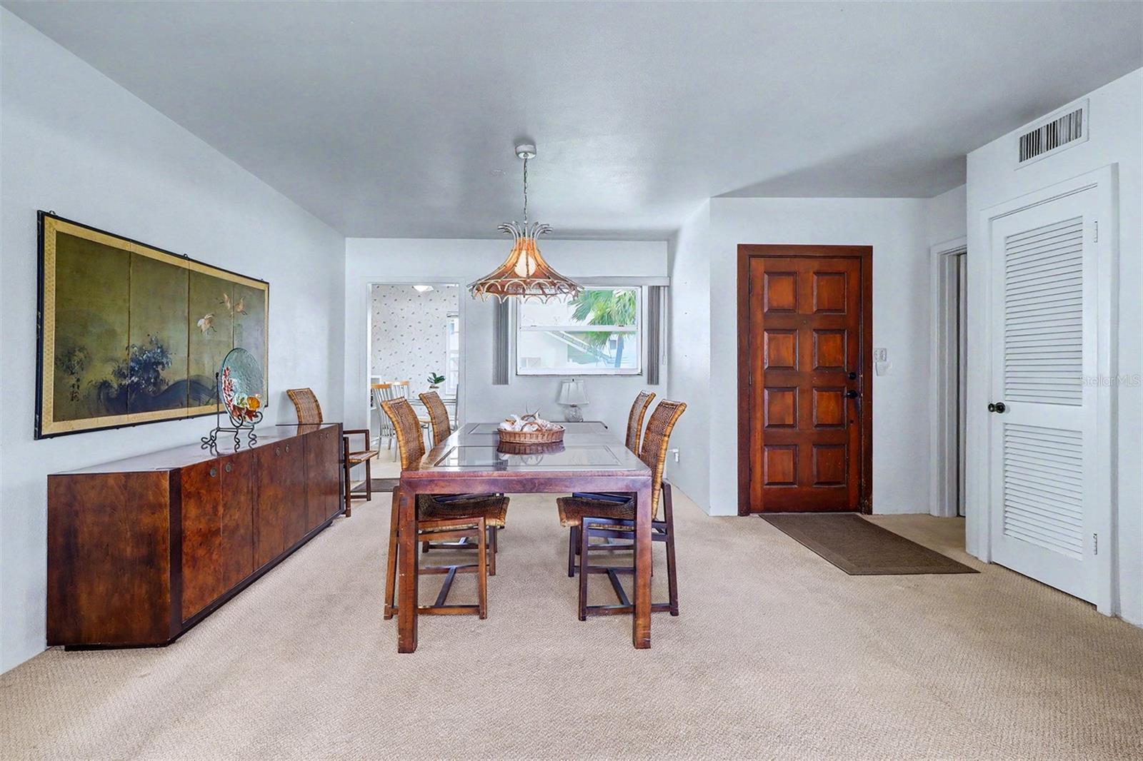18206 SUNSET BLVD — photo 21