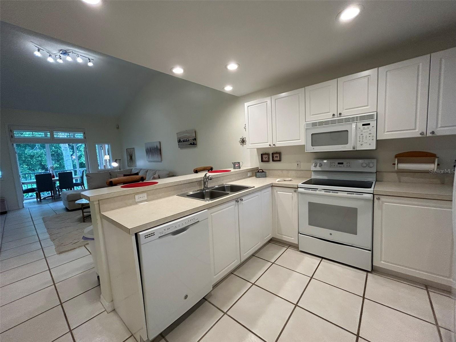 3605 54TH DR W #203 — photo 4