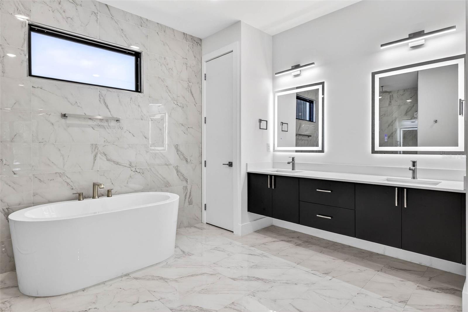 4426 W EUCLID AVE — photo 44